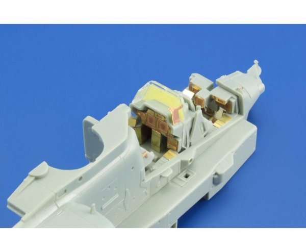 Eduard SS546 AH-64D Block II interior ACADEMY 1/72