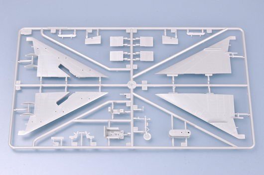 Trumpeter 01610 Shenyang F-8 Finback-B (1:72)