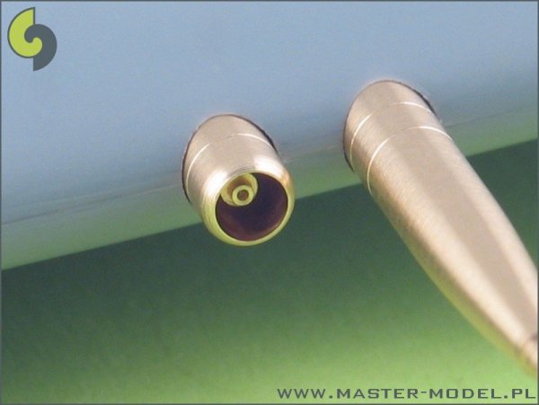 Master AM-48-006 Supermarine Spitfire late E wing or revised wing - Hispano 20mm &amp; .50cal in fairings (1:48)