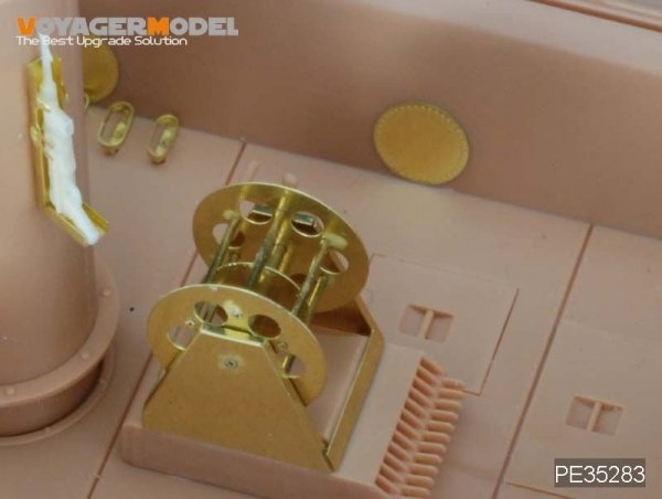 Voyager Model PE35283 WWII German Land-Wasser-Schlepper Amphibious Tractor Mid Production for BRONCO 35015 1/35