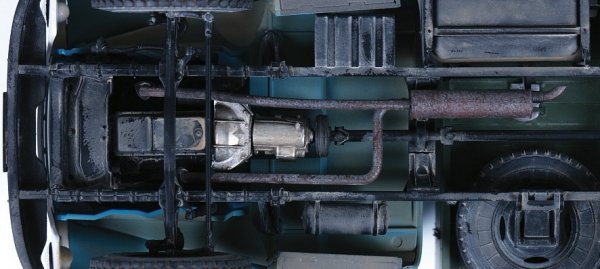 Zvezda 3712 ZIL-130 Soviet Truck 1/35