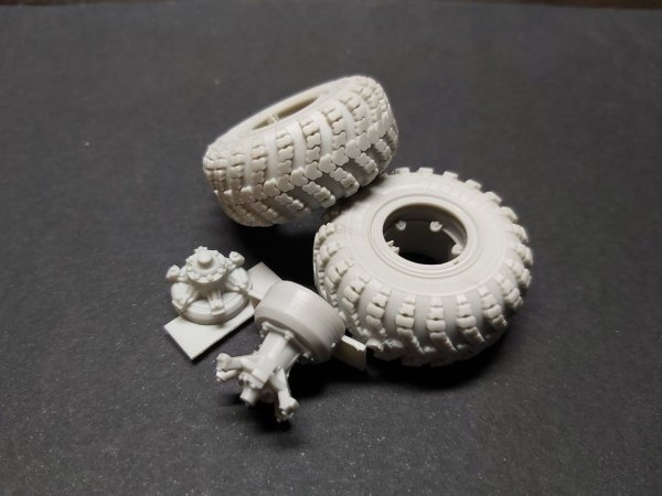 Panzer Art RE35-616 KRAZ-255B road wheels 1/35