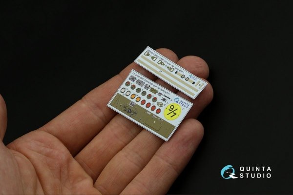Quinta Studio QD35052 GMC CCKW 353 (open cab) 3D-Printed &amp; coloured Interior on decal paper ( Tamiya ) 1/35