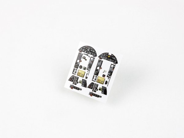 Red Fox Studio QS-48142 F4U-1A/2 Corsair (dual set) Magic Factory 1/48