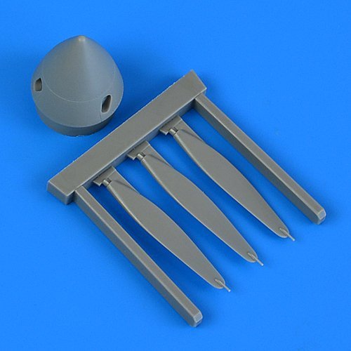 Quickboost QB49016 P-40E Warhawk propellers for Hasegawa 1/48