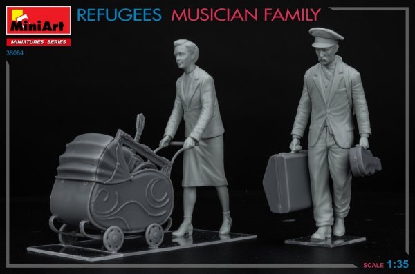 MiniArt 38084 REFUGEES. MUSICIAN FAMILY 1/35