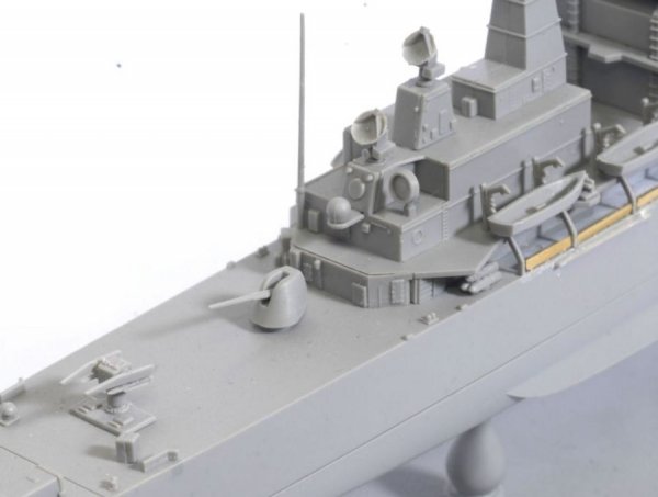 Dragon 7090 U.S.S. Virginia (CGN-38) 1/700