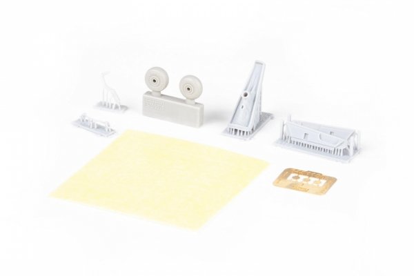 Eduard 6481100 P-40E tail wheel bay PRINT EDUARD 1/48