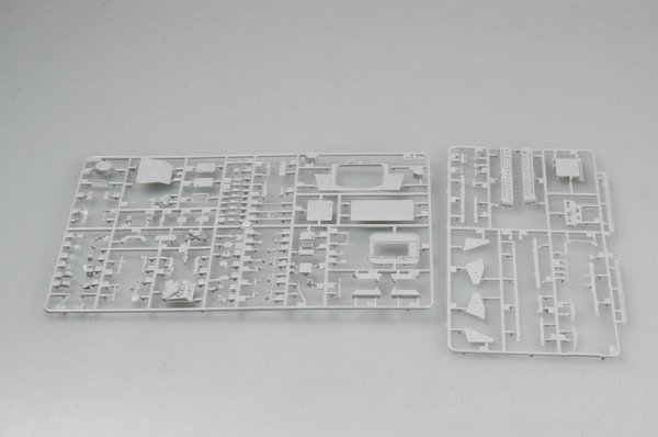 Trumpeter 00375 Stryker Light Armored Vehicle ICV (1:35)