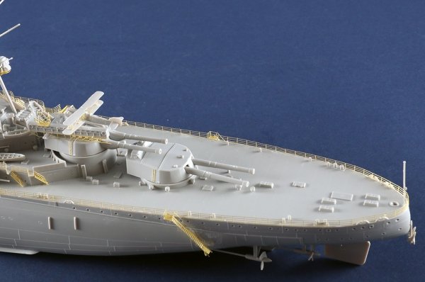 Trumpeter 05378 HMS Royal Oak 1/350