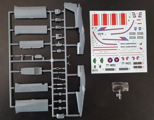 Kovozavody Prostejov KPM0143 Zlin Z-142 “Military” 1/72
