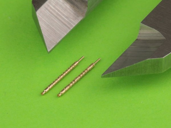 Master GM-72-024 MG-34 (7.92mm) - German machine gun barrels - version with drilled cooling jacket - used by infantry and on early tanks (2pcs) 1/72