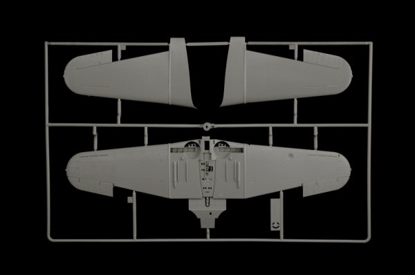 Italeri 2841 SBD-3 Dauntless 1/48