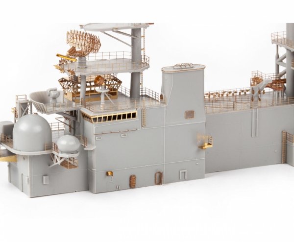 Eduard 53320 USS Wasp LHD-1 part 3 Trumpeter 1/350