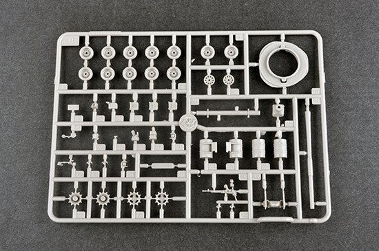 Trumpeter 07145 Russian T-80BV MBT 1/72