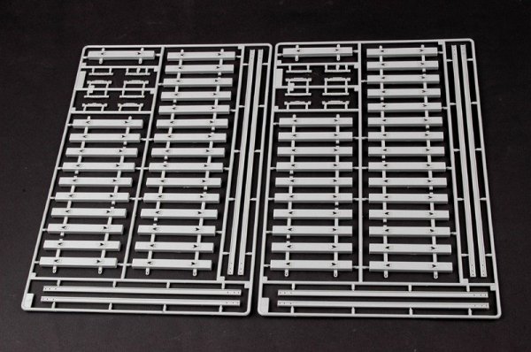 Trumpeter 00219 German Panzerlok BR57 Armoured Locomotive (1:35)
