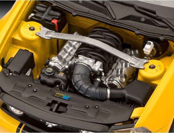 Revell 07046 Mustang GT 2010 Model Kit 1:25