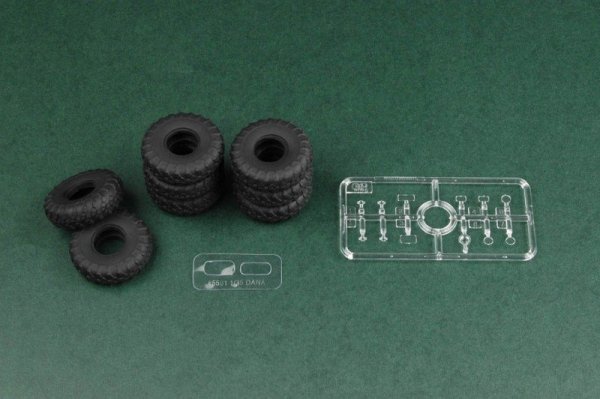 Hobby Boss 85501 152mm ShkH DANA vz.77 (1:35)