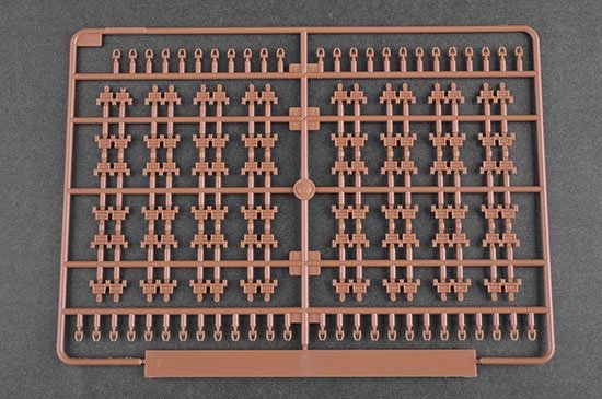 Trumpeter 09588 Russian T-80BVM MBT(Marine Corps) 1/35