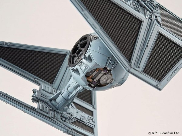 Revell 01212 Bandai Tie Interceptor 1/72