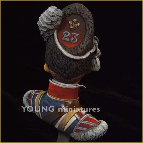Young Miniatures YH1802 DRUMMER BOY 23RD FOOT ROYAL WELSH FUSILEERS 1/10