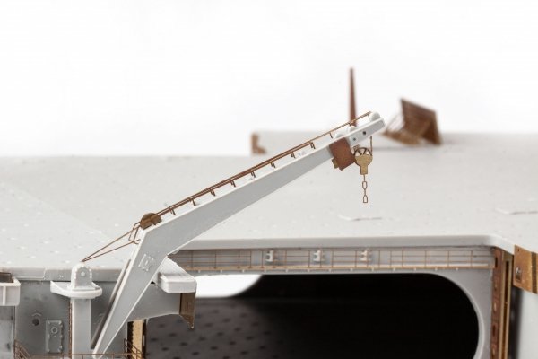 Eduard 53300 USS Nimitz CVN-68 part 6  Trumpeter 1/350