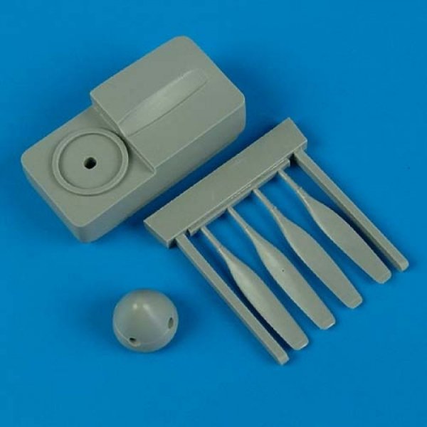 Quickboost QB72378 F-51 Mustang propeller w/tool 1/72