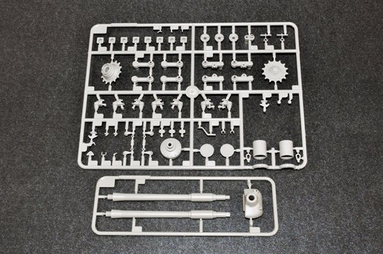 Trumpeter 05547 Soviet T-10A Heavy Tank 1/35