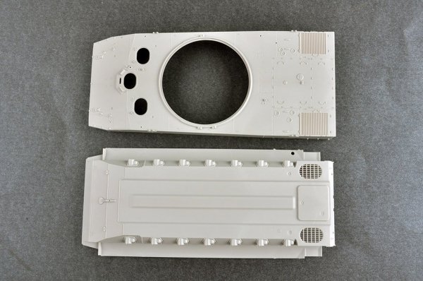 Trumpeter 09599 2S25 Sprut-SD Amphibious Light Tank 1/35