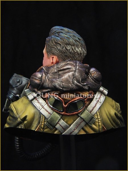 Young Miniatures YM1850  RAF Bomber Command WWII 1/10