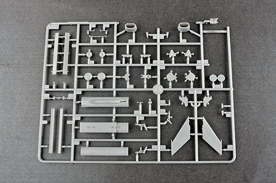 Trumpeter 01684 Nanchang Q-5 Yi 1/72