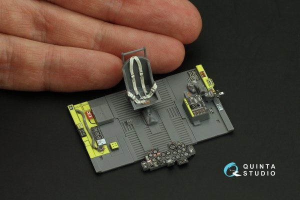 Quinta Studio QD48498 P-47С Thunderbolt 3D-Printed &amp; coloured Interior on decal paper (Dora Wings) 1/48