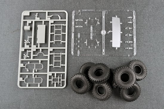 Trumpeter 01060 Russian 72V6E4 Combat Vehicle of 96K6 Pantsir -S1 ADMGS 1/35