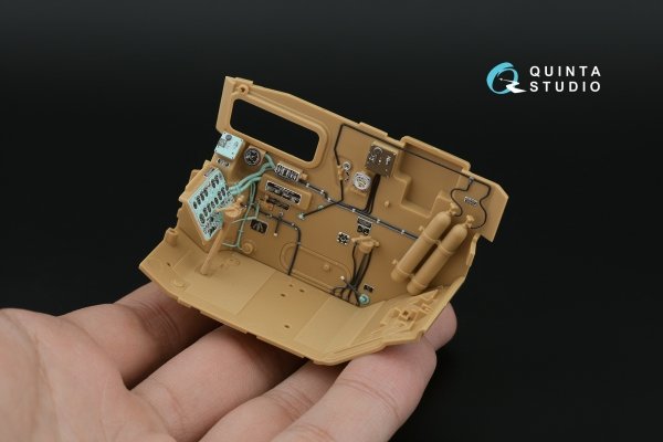 Quinta Studio QD35131 BM-30 Smerch 3D-Printed &amp; coloured Interior on decal paper (Meng) 1/35