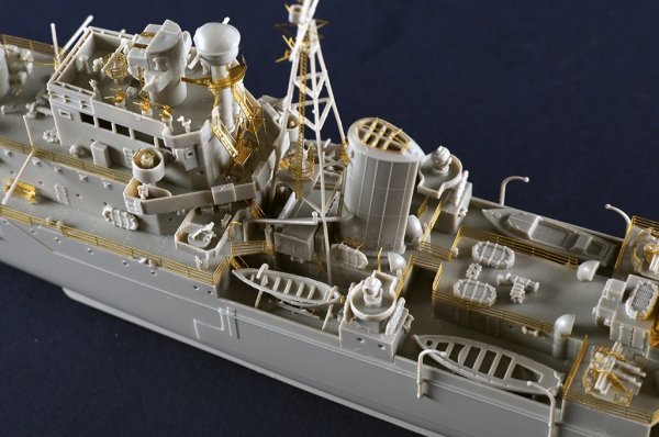 Trumpeter 05366 HMS Naiad 1/350