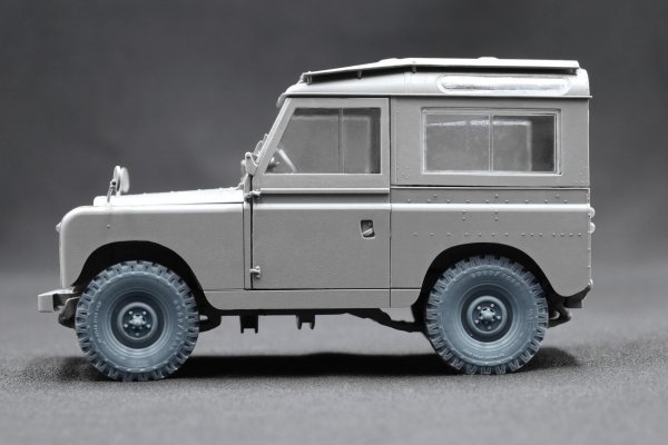 ScaleX WM 35021S L. Rover 88 7.5 big Sagged wheel set (for AK-Interactive) 1/35