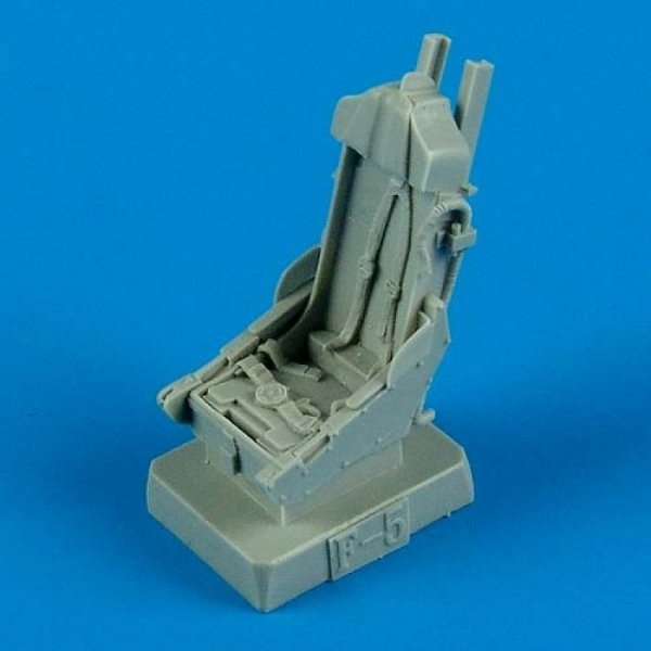 Quickboost QB48484 F-5E seat with safety belts AFV Club 1/48