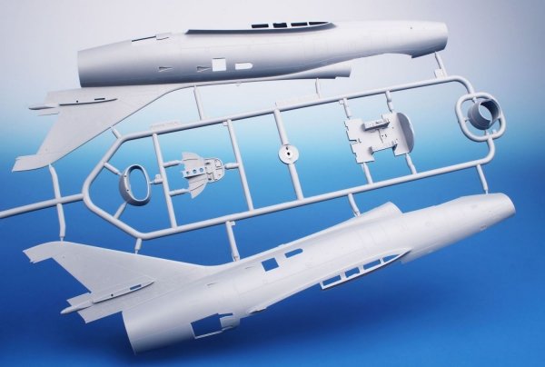 Special Hobby 48238 Dassault SMB-2 Super Mystere / Sa'ar - Israeli Storm in the Sky (Hi-Tech Kit) 1/48