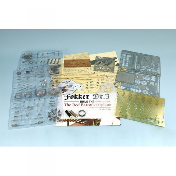 ARTESANIA LATINA 20350 Fokker DR.I 1918 Red Baron 1/16