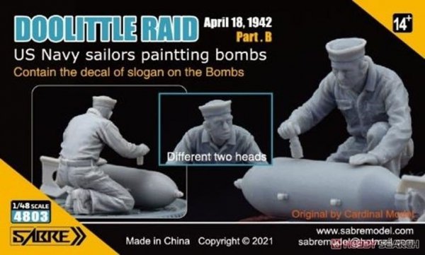 Sabre 4803 Doolittle Raid Part B US Navy Sailors Painting Bombs 1/48