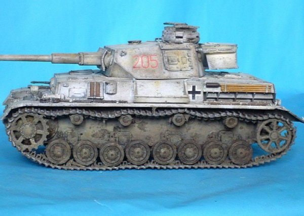 Dragon 6363 Pz.Kpfw.IV Ausf.G (1:35)