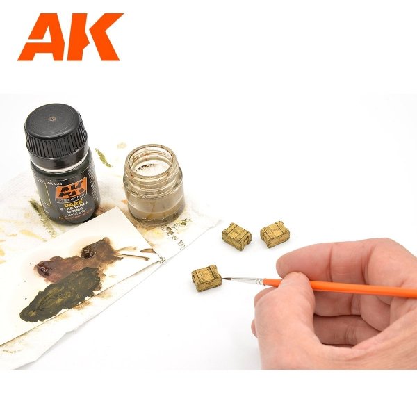 AK Interactive AK8229 LASER CUT WOODEN BOX 002 DYNAMIT (8 UNITS) 1/35