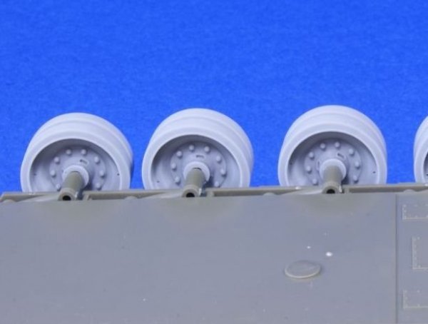 Panzer Art RE35-202 Road wheels for A34 “Comet” 1/35