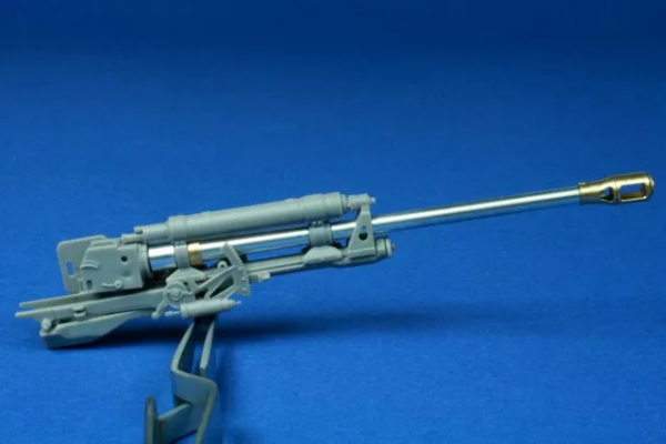 RB Model 35B93 76.2mm ZiS-3 L/51.6 SPG SU-76, 76mm gun M1942 1/35