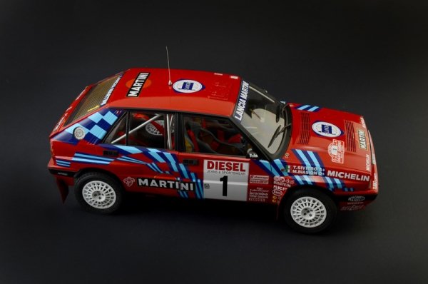 Italeri 4712 Lancia Delta HF Integrale Sanremo 1989 1/12