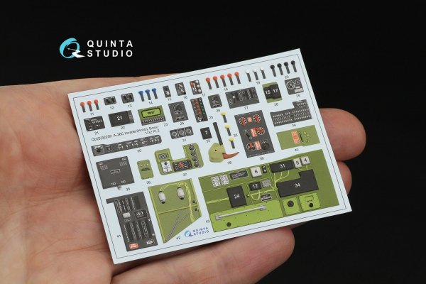 Quinta Studio QDS-32250  A-26C Invader 3D-Printed &amp; coloured Interior on decal paper (Hobby Boss) (with 3D-printed resin parts) 1/32