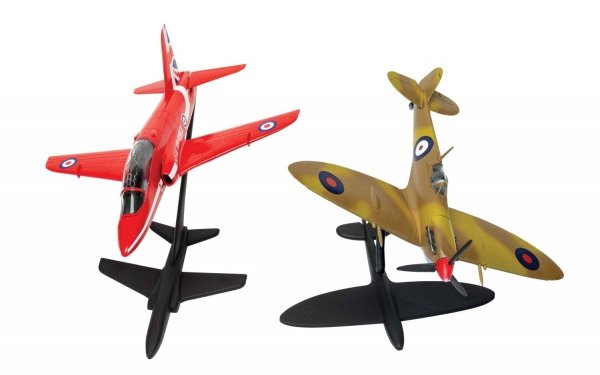 Airfix 50187 Supermarine Spitfire &amp; RAF Red Arrows Hawk - Gift Set 1/72