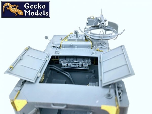 Gecko Models 35GM0117 US M76 Amphibious Cargo Carrier Otter - Late Production