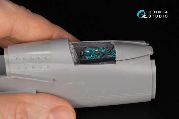 Quinta Studio QD+48558 MiG-25RB/MiG-25RBT 3D-Printed &amp; coloured Interior on decal paper (ICM) (with 3D-printed resin parts)  1/48