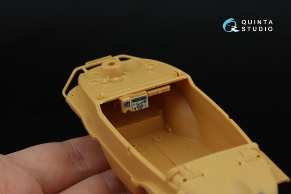 Quinta Studio QDS-35146 Schwimmwagen Type 166 3D-Printed &amp; coloured Interior on decal paper (Hero) (Small version) 1/35